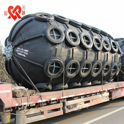 Galvanização a Quente Negra Yokohama Fenders Pneumáticos 50kPa - 80kPa Pressão de Trabalho