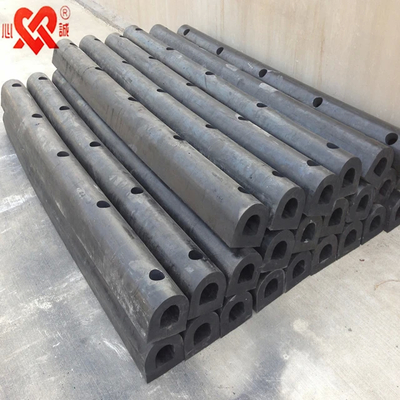 Capacidade de carga Solid D Fender de borracha Excelente resistência a intempéries Instalação com parafusos