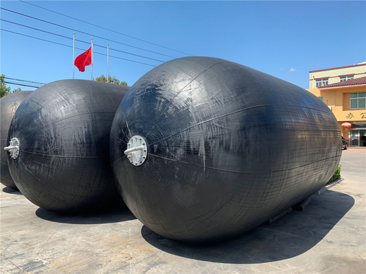 Fenders pneumáticos de borracha Yokohama para proteção de navios