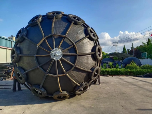 Absorção de energia Yokohama Fenders pneumáticos de borracha cilíndrica preta para pára-choques marítimos
