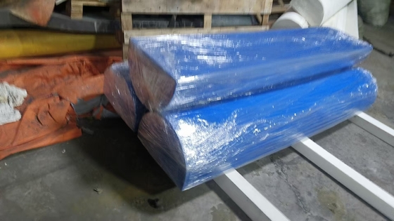 Instalação de parafuso de borracha tipo D para protecção de atracação personalizável