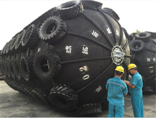 Fenders pneumáticos de borracha Yokohama para proteção de navios