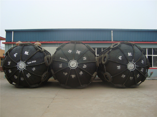 2 anos de garantia Yokohama Fenders pneumáticos com material de borracha e flange galvanizado a quente
