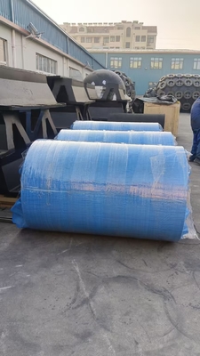 Fenders de borracha cilíndrica de alta absorção de energia com instalação de parafusos Dureza 60-85HA