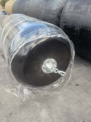 Defensas preenchidas com espuma para período de 24 meses D3,0m X C5,0m Deflexão de 60% Solução durável para proteção de docas marítimas