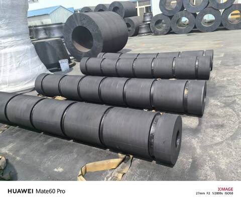 Dureza 70-85A Fenders de rebocadores Carga pesada Capacidade de carga Mould And Extrusion Craft Soluções duráveis de proteção marítima