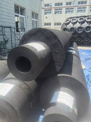 Defensas para Barcos de Carga e Rebocadores Oferecendo Resistência Superior e Durabilidade contra Intempéries, Ideais para Aplicações em Rebocadores