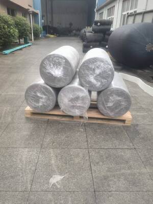 Pouca manutenção Espuma preenchida Fender Absorção de impacto Desempenho duradouro